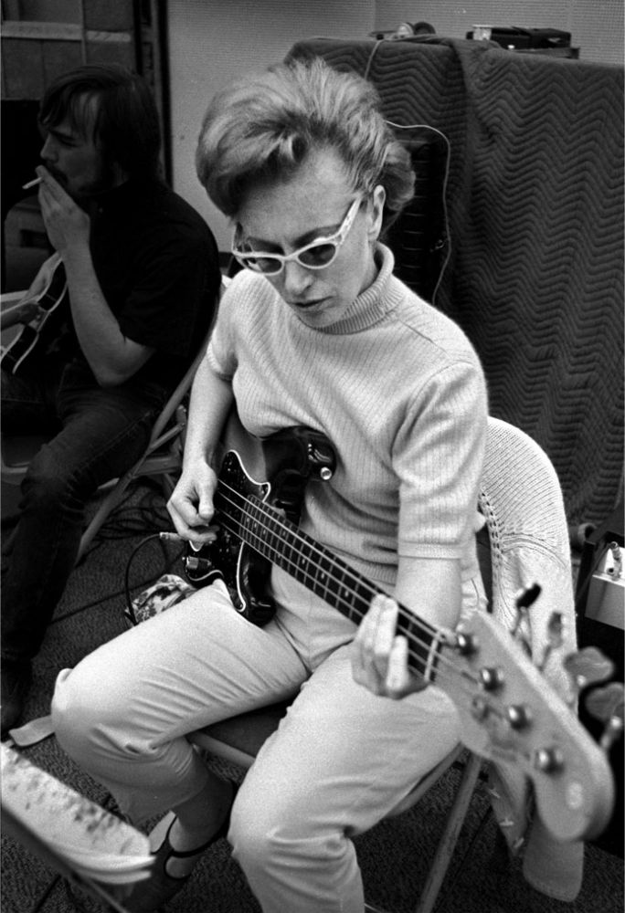 Portrait von Carol Kaye